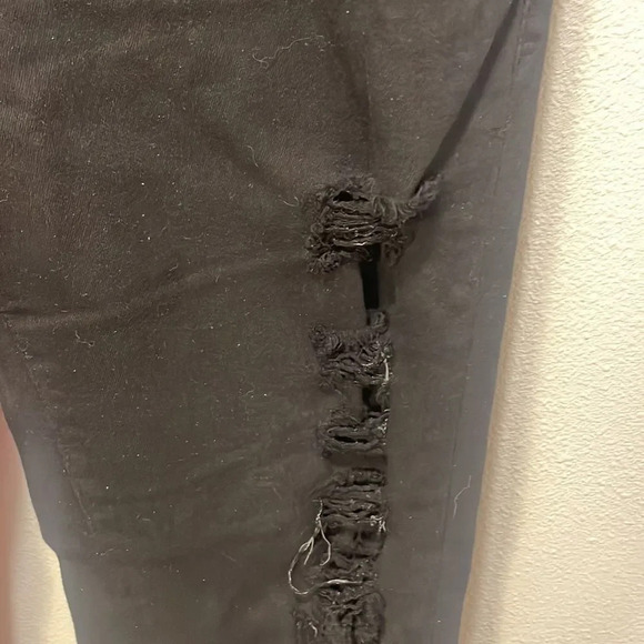 Frame Denim Le Skinny de Jeanne woman’s black ripped jeans - Picture 5 of 14